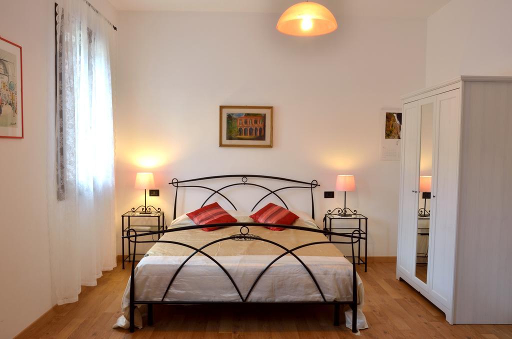 Paglia E Fieno Bed & Breakfast Villaga Bilik gambar